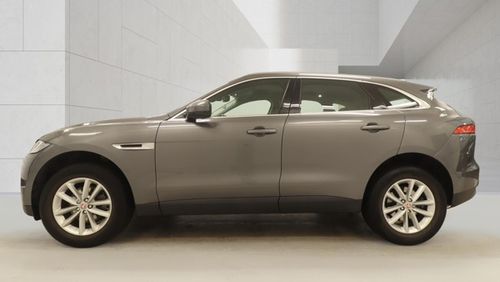 Jaguar F Pace