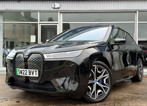 BMW iX