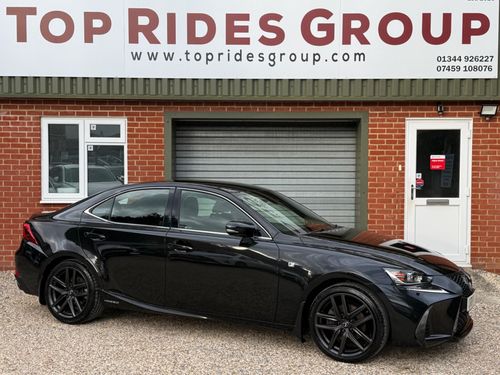 Lexus IS
