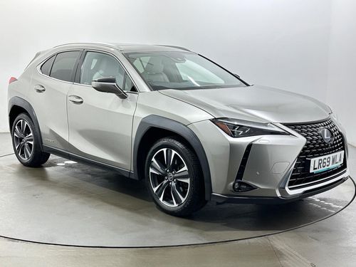 Lexus UX