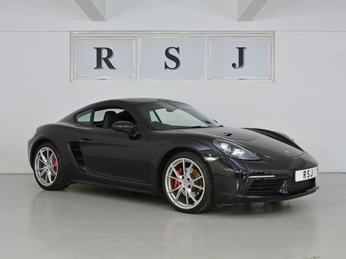 Porsche 718 Cayman